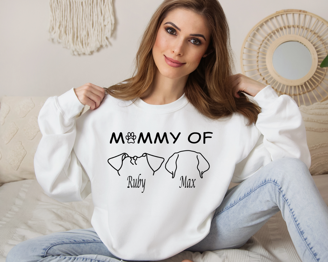 Show Off Your Style with Personalized T-Shirts for Dog Moms!